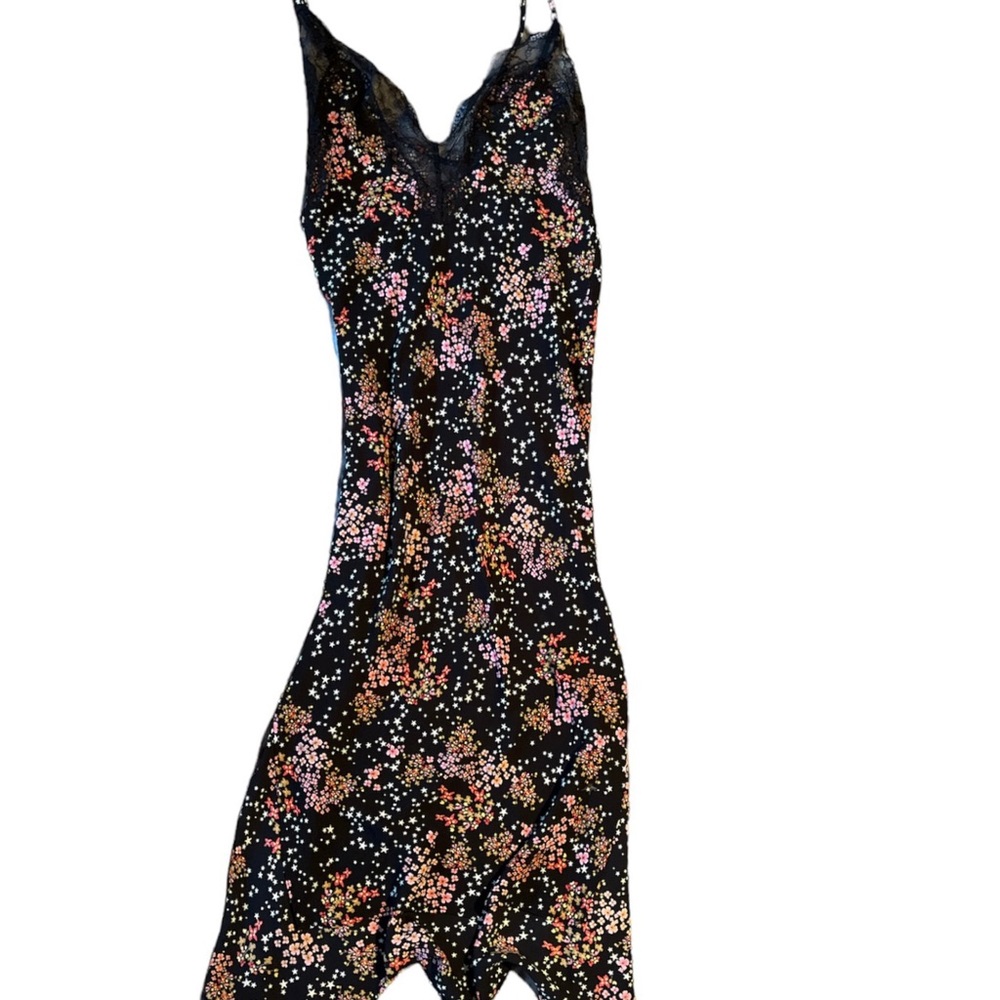 Victoria’s Secret black and pink floral  lace in satin nightgown négligée slip